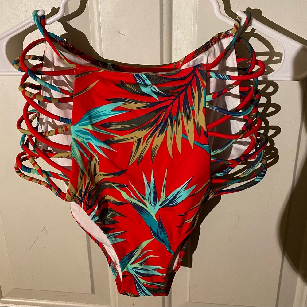 Victoria’s Secret High waisted bottom size L